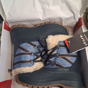 Cougar Blue and Tan Winter Boots